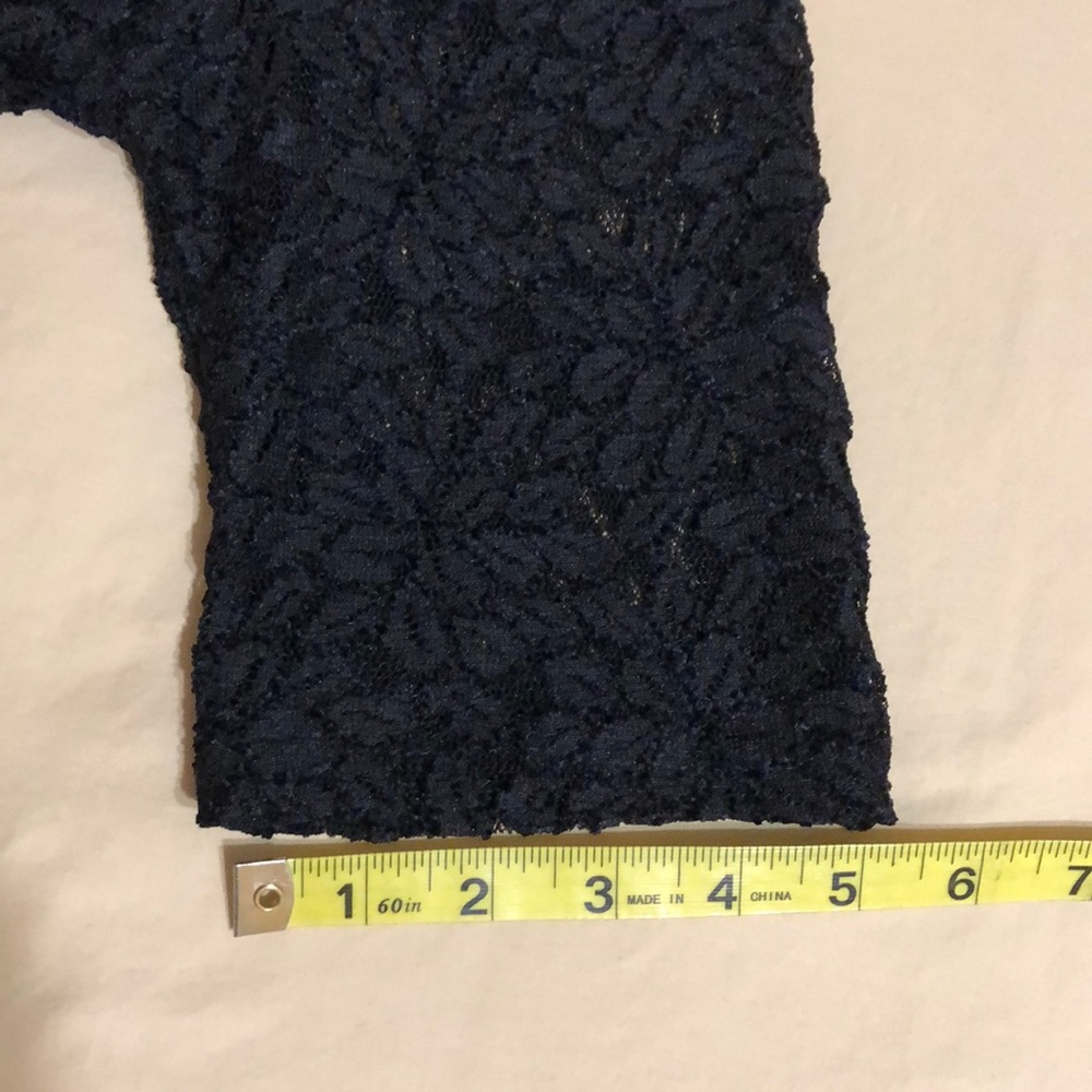 Motherhood Maternity Black lace top. L velvet belt - Picture 11 of 12